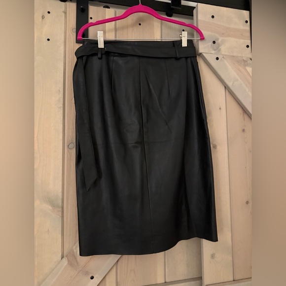 NWT Express Faux Leather Patch Pocket Tie Waist Pencil Skirt - Picture 4 of 4